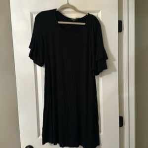 Brand new Karen Kane dress/ ruffle sleeves/ T-shirt material